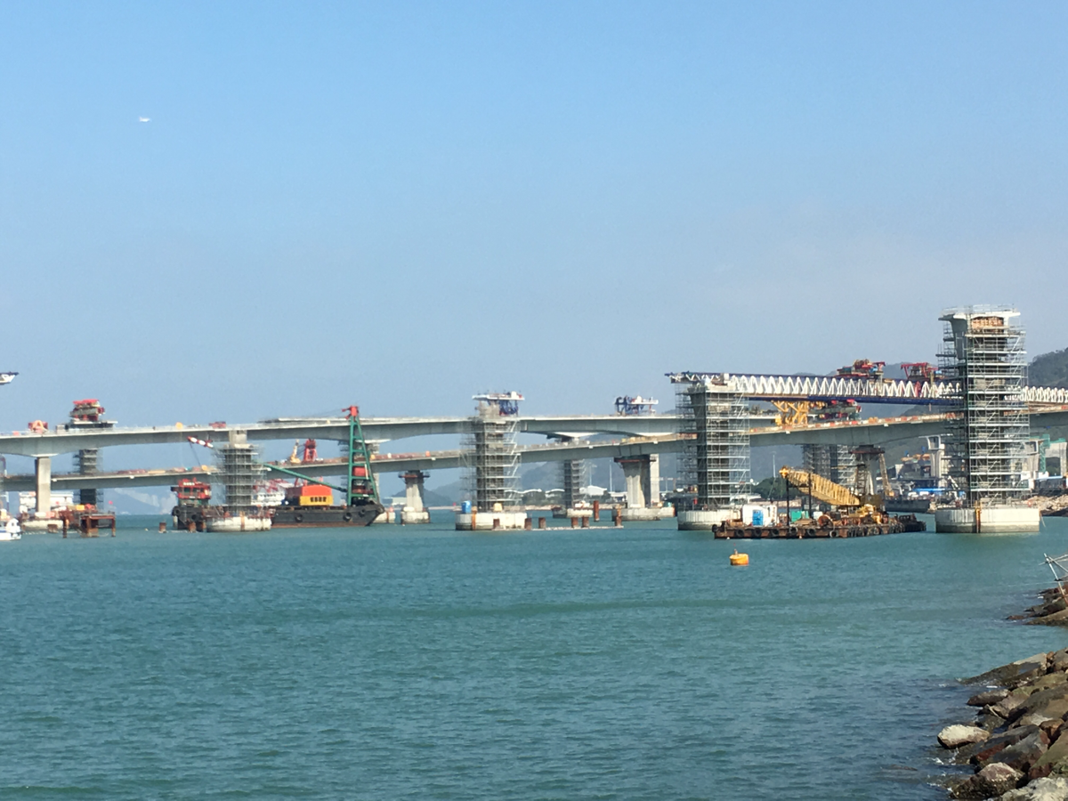 「港珠澳大橋」香港からマカオを結ぶ道路が建設中 完成予定は2017年か2018年
