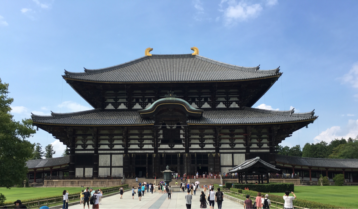 子連れで奈良旅行～（1）東大寺大仏殿で柱くぐり
