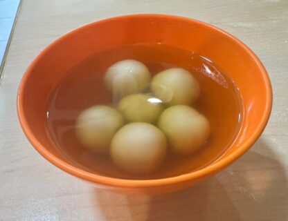 香港で見つけた幸せの味。ローカル店で楽しむ、とろり温かい胡麻スイーツ / 鵞記渣咋@油麻地